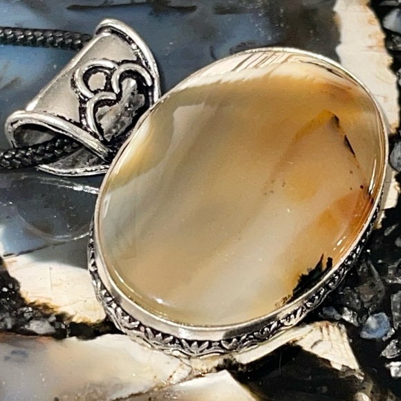 Montana Fire Agate Pendant 1 1/2”x 1 1/2” - Picture 7 of 17